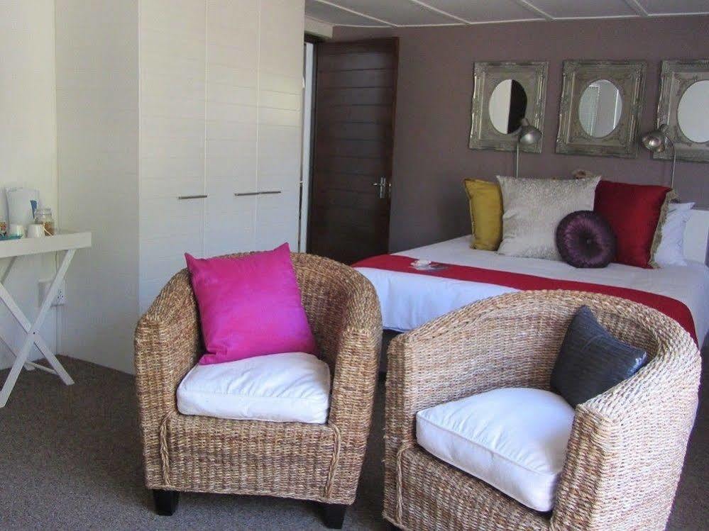 סטלנבוש Absolute Bosch Guest House מראה חיצוני תמונה